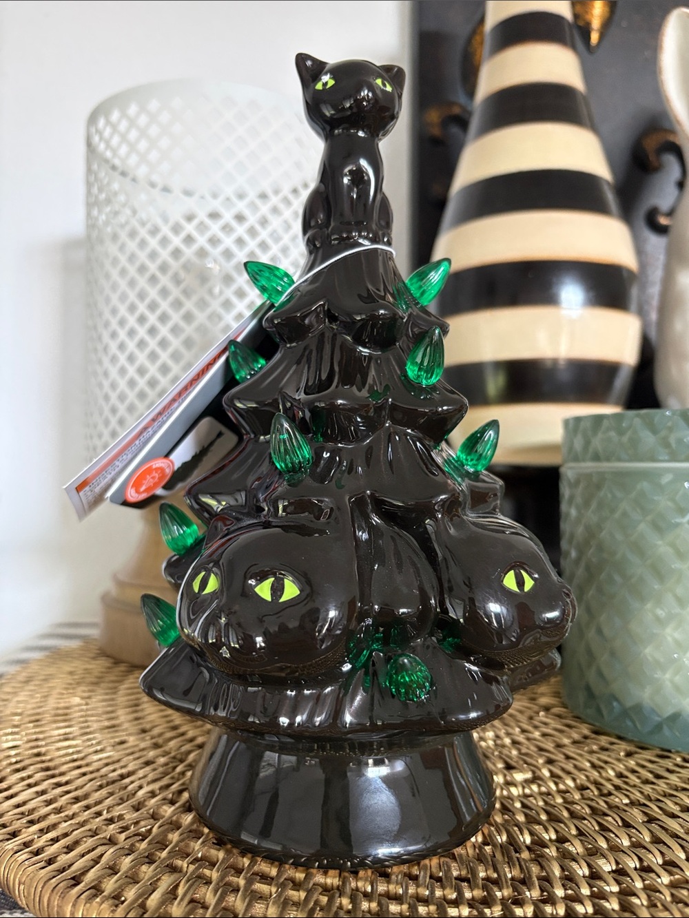 🆕Ceramic Black Cat Light Up Halloween Tree - Picture 2 of 9